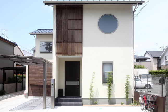 宇治市　日中の外観